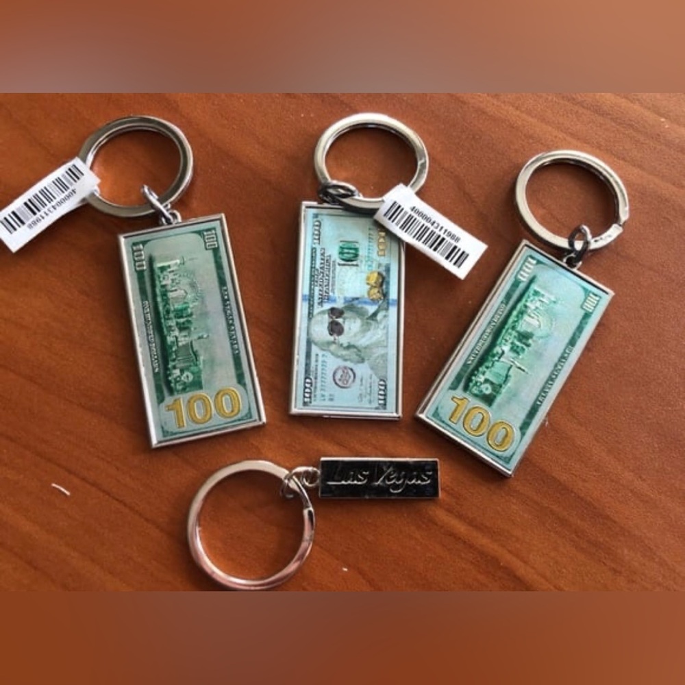 4 Las Vegas 100 dollar key chain / Key rings